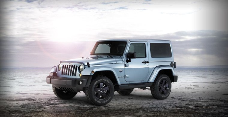 Nowy Wrangler przyśpiesza do 100 km/h w 8,1 s. Prędkość maksymalna wynosi 180 km/h.
Jeep Wrangler Arctic, fot. Jeep