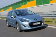 Peugeot 308 SW w testowanej wersji kosztuje obecnie około 78 tysięcy złotych. Fot. Moto.wieszjak.pl Peugeot 308 SW w testowanej wersji kosztuje obecnie około 78 tysięcy złotych. Fot. Moto.wieszjak.pl