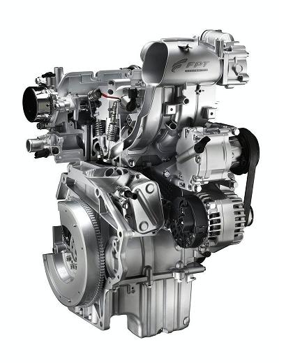 Produkowany przez Fiata silnik 0.9 TwinAir to najmniejszy silnik z turbodoładowaniem na polskim rynku. Ma tylko dwa cylindry, ale potrafi wygenerować nawet 105 koni mechanicznych.