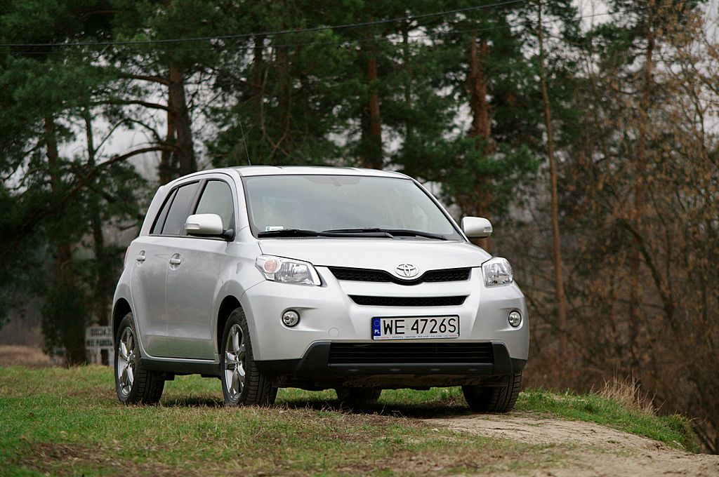 Toyota Urban Cruiser D-4D 4WD przód