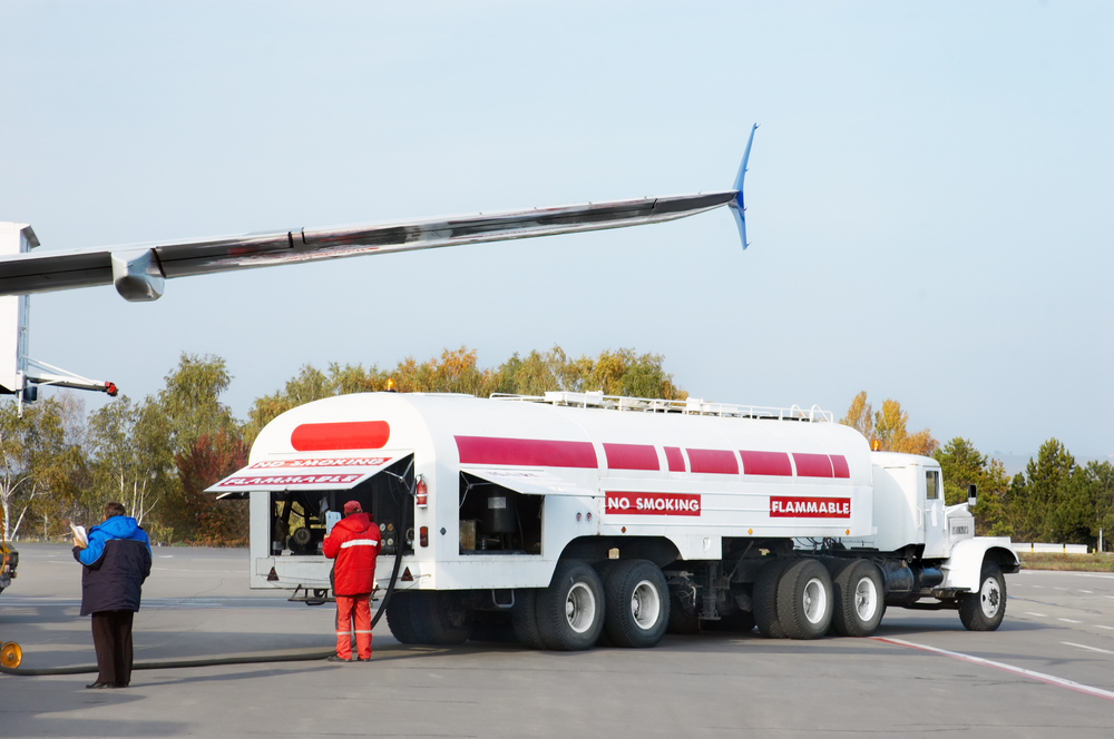 Spółka Lotos Air BP podpisała umowę z Petrolotem na magazynowanie paliwa